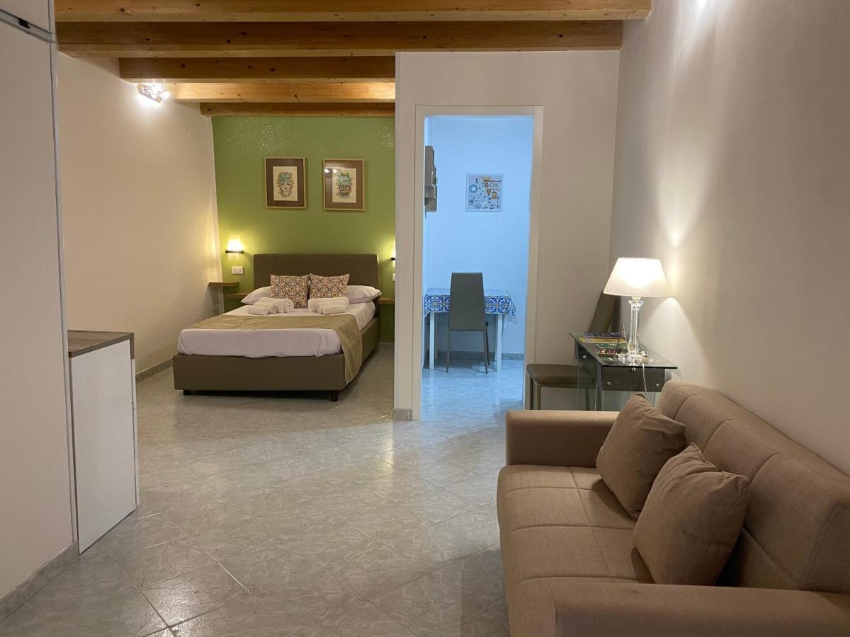 Tanto Di Cappello Home Palermo Exterior photo