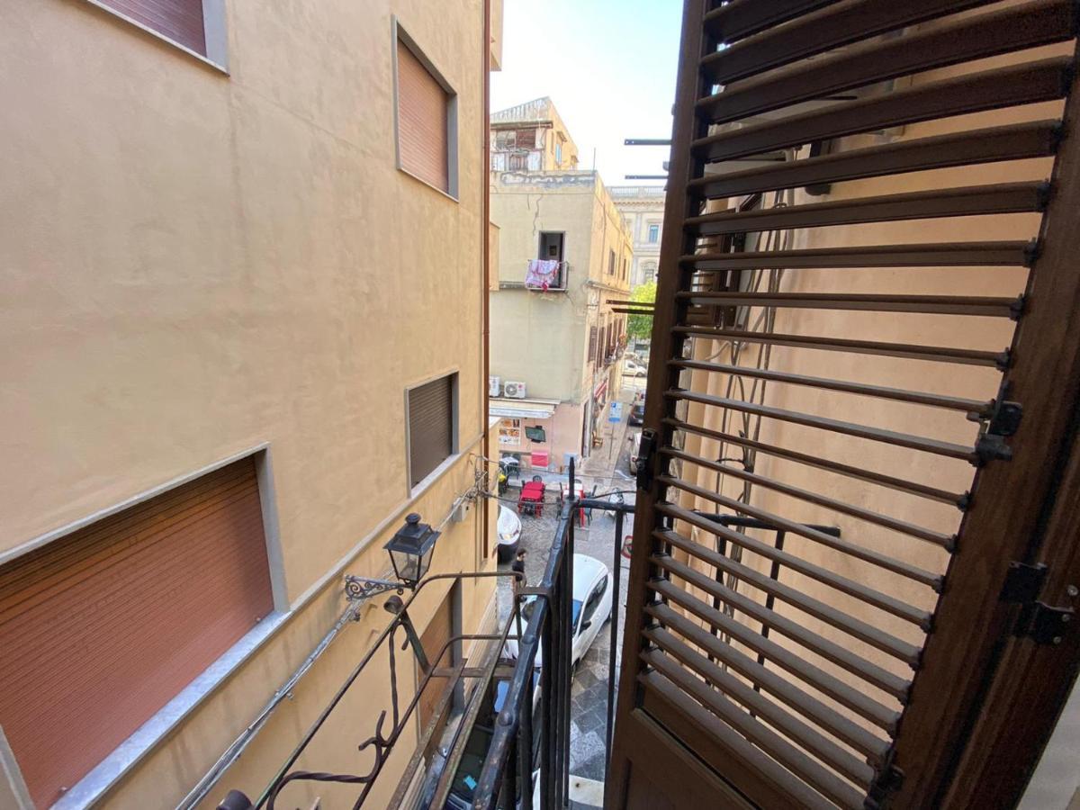 Tanto Di Cappello Home Palermo Exterior photo