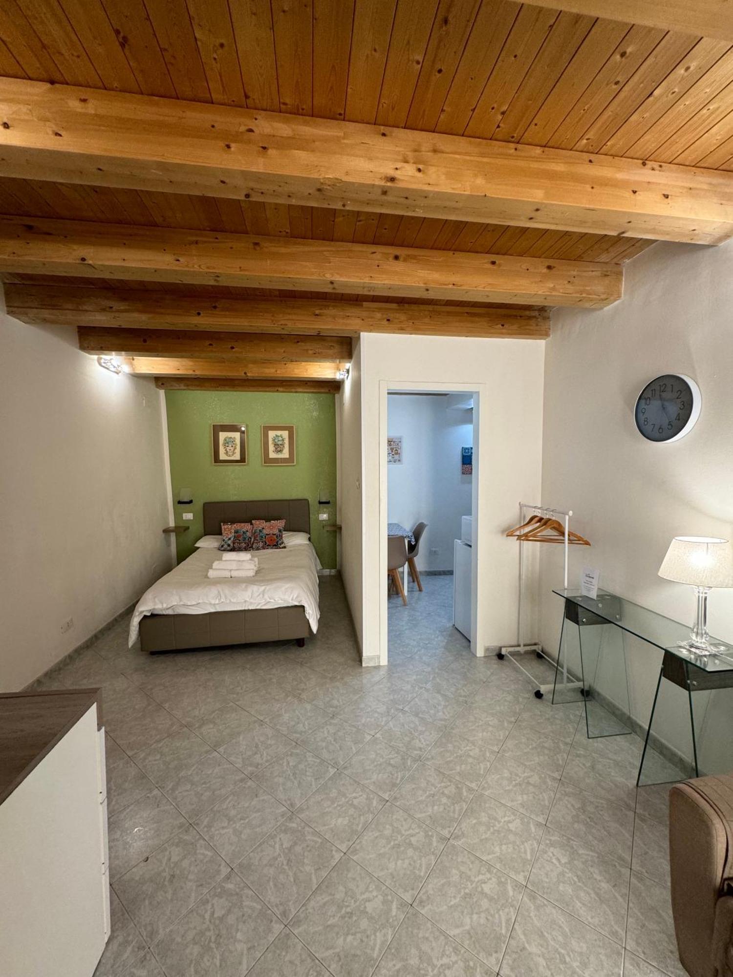 Tanto Di Cappello Home Palermo Exterior photo